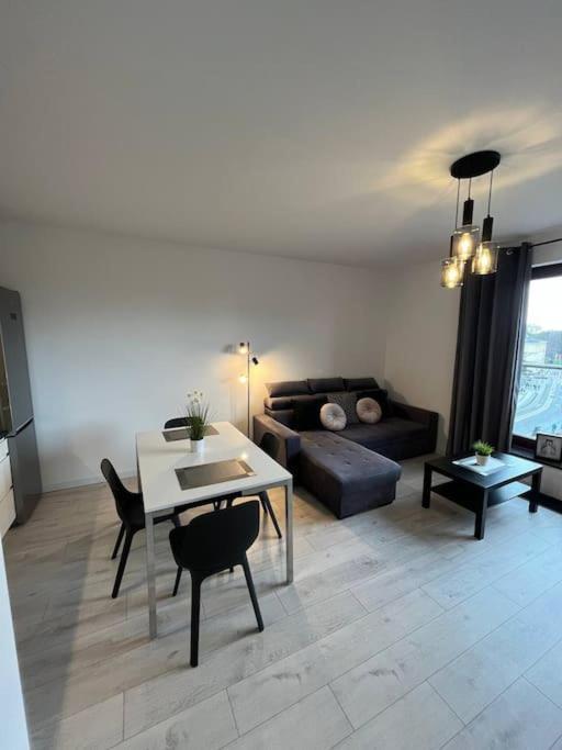 New Apartment Old Town -6 People - 200M Town Hall Breslavia Esterno foto